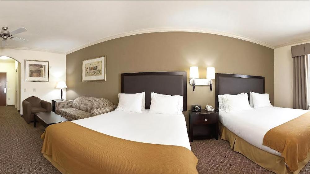 Holiday Inn Express & Suites La Porte, An Ihg Hotel Exterior photo