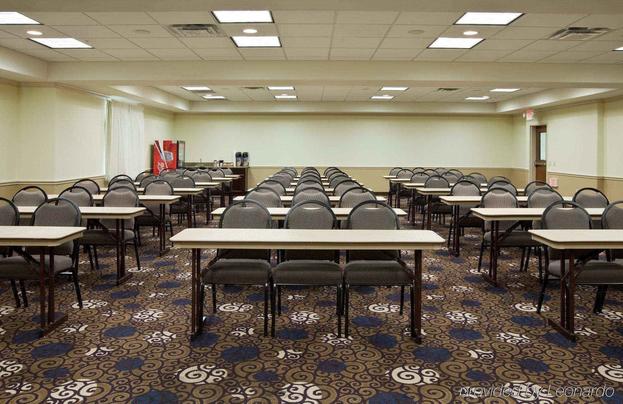 Holiday Inn Express & Suites La Porte, An Ihg Hotel Facilities photo