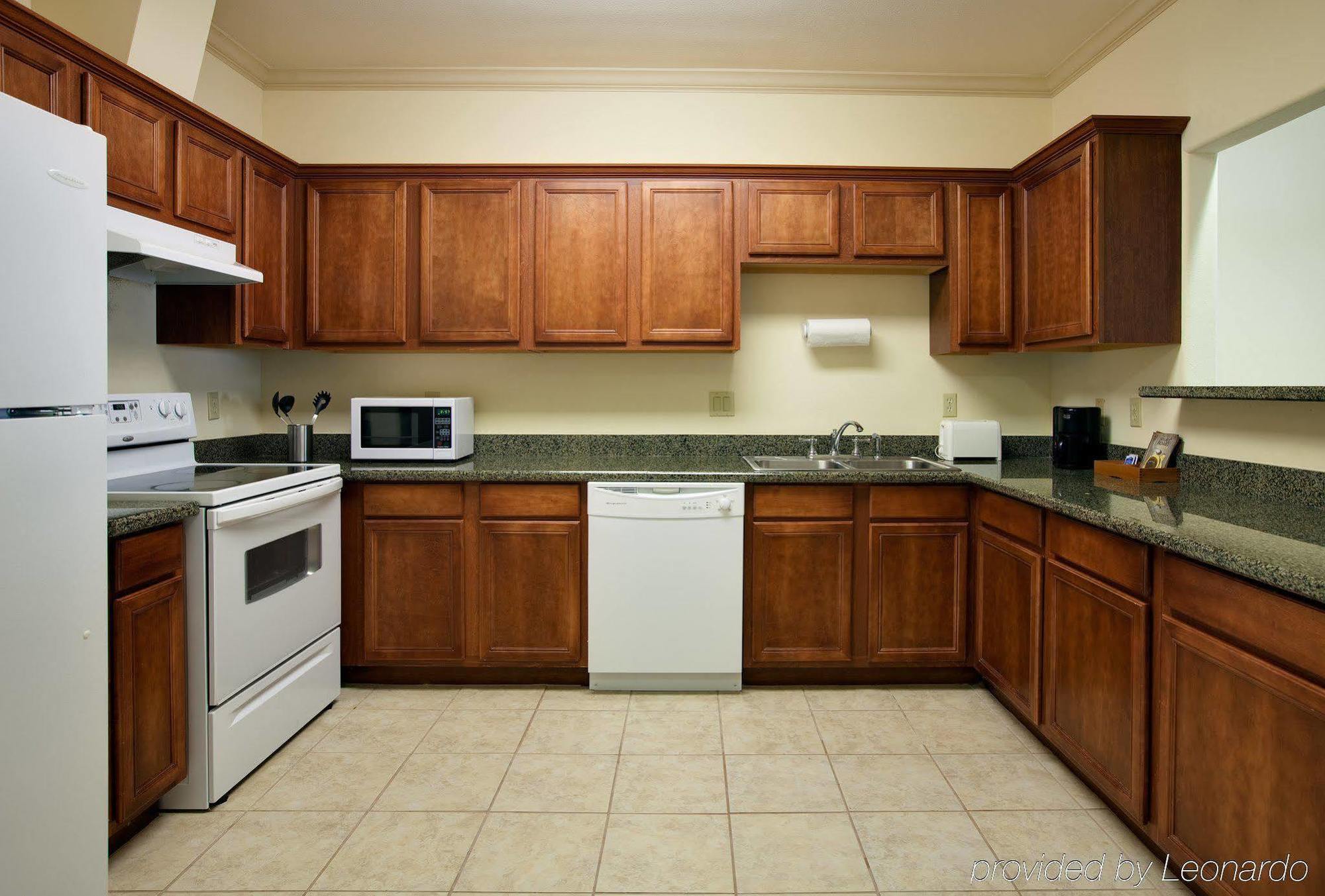 Holiday Inn Express & Suites La Porte, An Ihg Hotel Room photo
